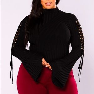 Fashion Nova Mock Neck Sweater. Size 1X.